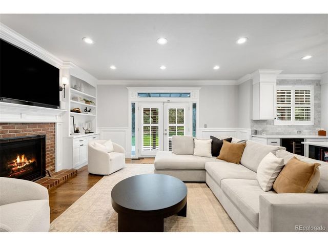 17382 E Lake Ln, Aurora, CO 80016