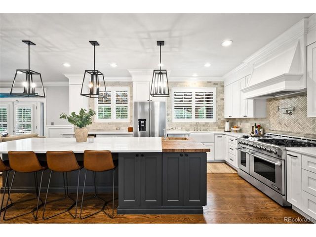 17382 E Lake Ln, Aurora, CO 80016