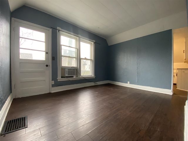 609 Pearl Street, Kalamazoo, MI 49007