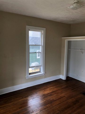 609 Pearl Street, Kalamazoo, MI 49007