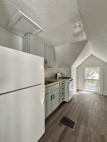 609 Pearl Street, Kalamazoo, MI 49007