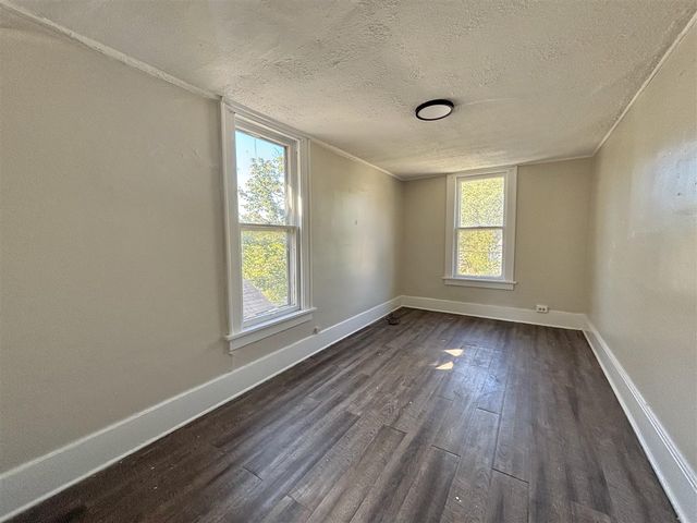 609 Pearl Street, Kalamazoo, MI 49007