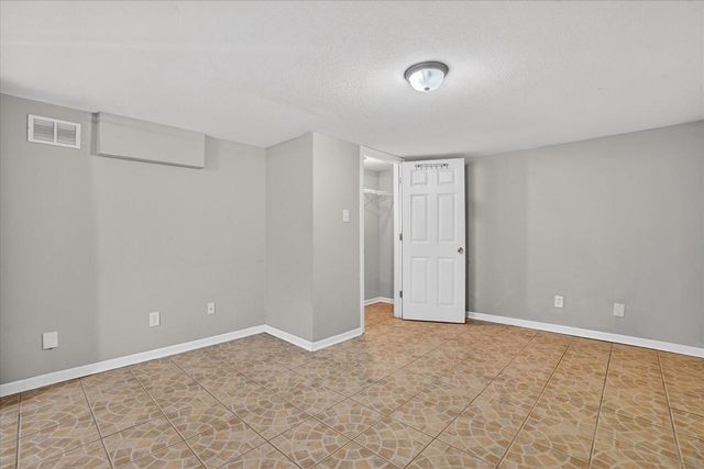 10301 Vera AVENUE, Milwaukee, WI 53224
