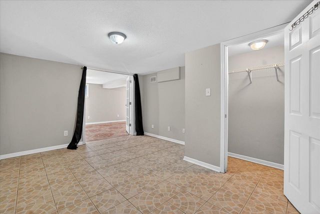 10301 Vera AVENUE, Milwaukee, WI 53224