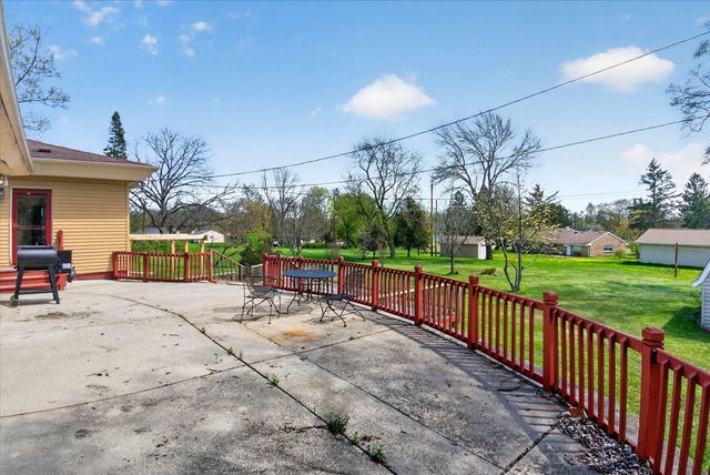 10301 Vera AVENUE, Milwaukee, WI 53224