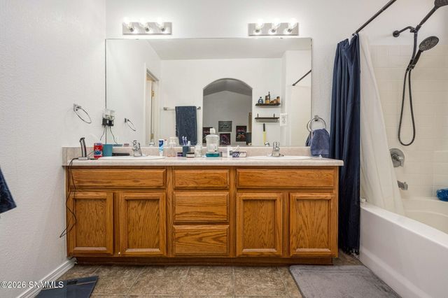 4899 Calle Bella Avenue, Las Cruces, NM 88012