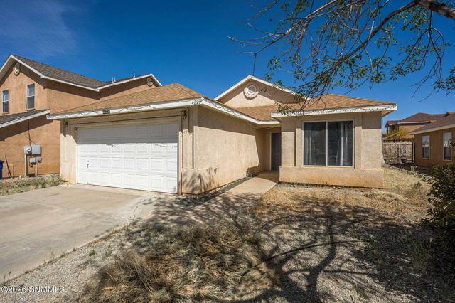 4899 Calle Bella Avenue, Las Cruces, NM 88012