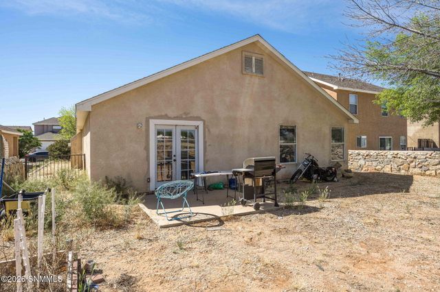 4899 Calle Bella Avenue, Las Cruces, NM 88012