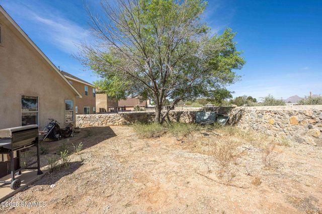 4899 Calle Bella Avenue, Las Cruces, NM 88012