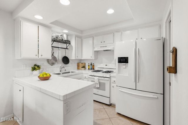 697 Evergreen Lane, Port Hueneme, CA 93041
