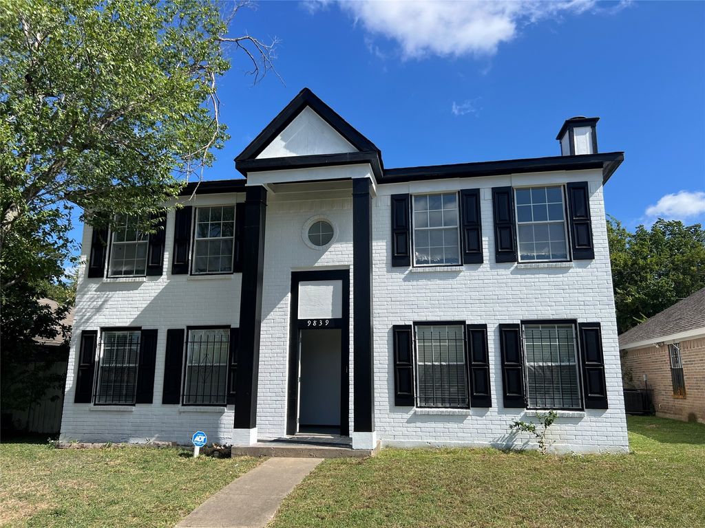 9839 Paramount Avenue, Dallas, TX 75217