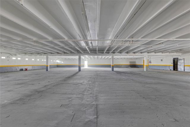 65 Avenida de Infanteria CONCORDIA GARDENS SHOPPING CENTER ANNEX BULDING AVENUE, San Juan, PR 00924