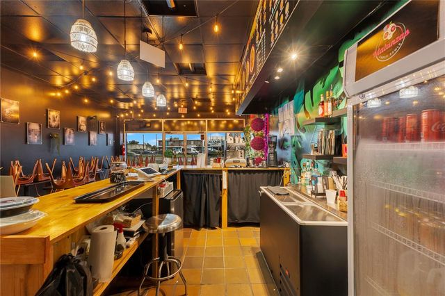 65 Avenida de Infanteria CONCORDIA GARDENS SHOPPING CENTER ANNEX BULDING AVENUE, San Juan, PR 00924