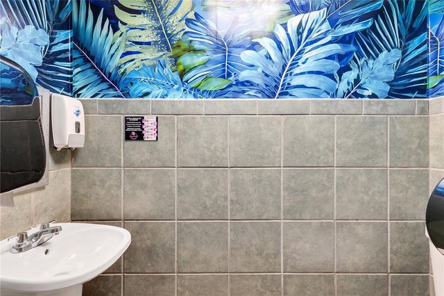 65 Avenida de Infanteria CONCORDIA GARDENS SHOPPING CENTER ANNEX BULDING AVENUE, San Juan, PR 00924