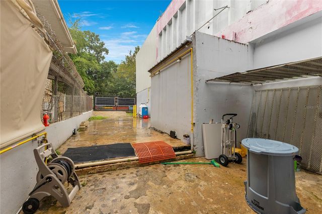 65 Avenida de Infanteria CONCORDIA GARDENS SHOPPING CENTER ANNEX BULDING AVENUE, San Juan, PR 00924