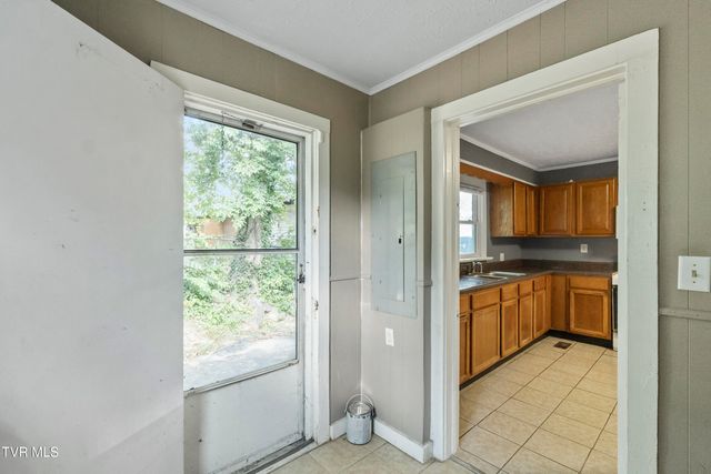 816 Carson Street, Greeneville, TN 37743