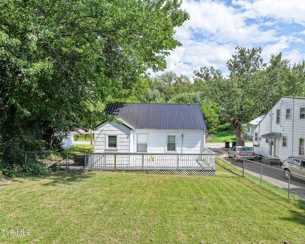 816 Carson Street, Greeneville, TN 37743