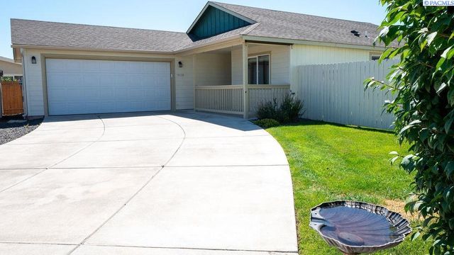 1608 Cactus Loop, Richland, WA 99352