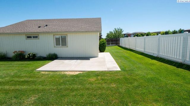 1608 Cactus Loop, Richland, WA 99352