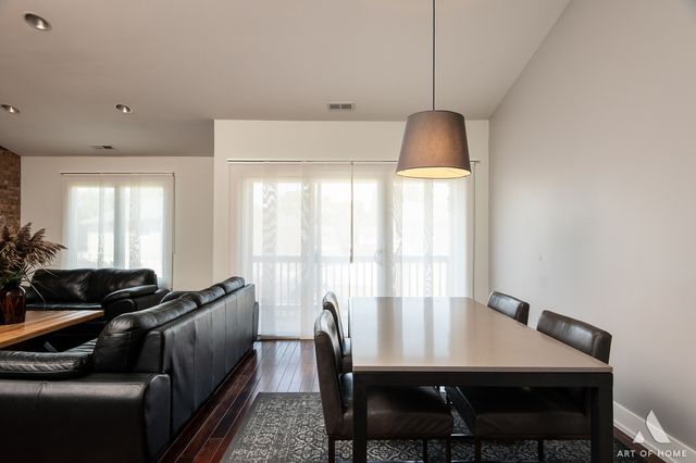 10820 Kathleen Court D, Palos Hills, IL 60465