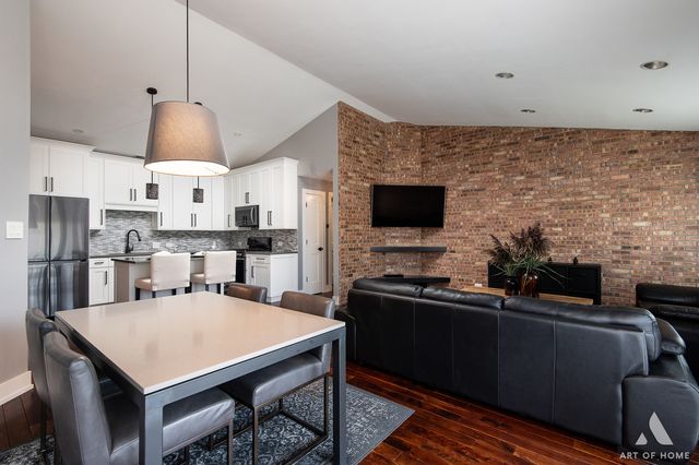 10820 Kathleen Court D, Palos Hills, IL 60465