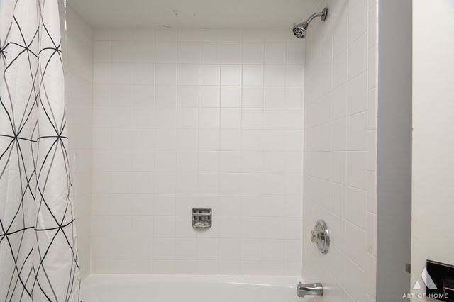 10820 Kathleen Court D, Palos Hills, IL 60465