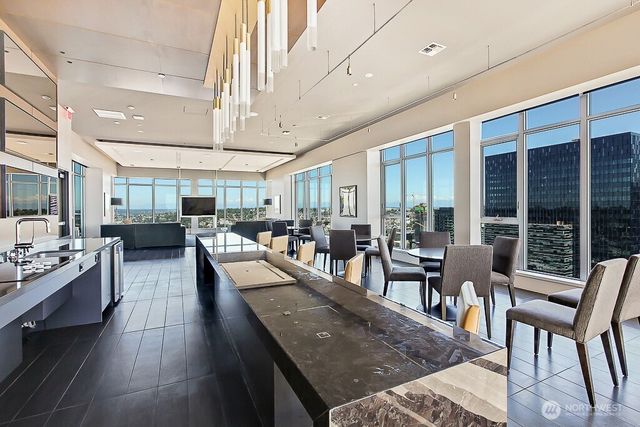 583 Battery Street #309N, Seattle, WA 98121