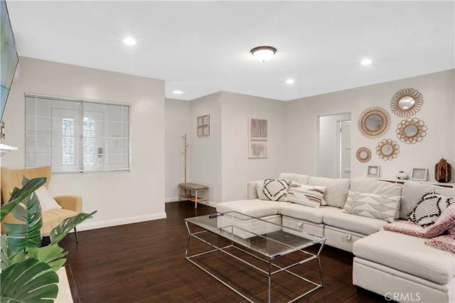 1516 W Hellman Avenue, Alhambra, CA 91803