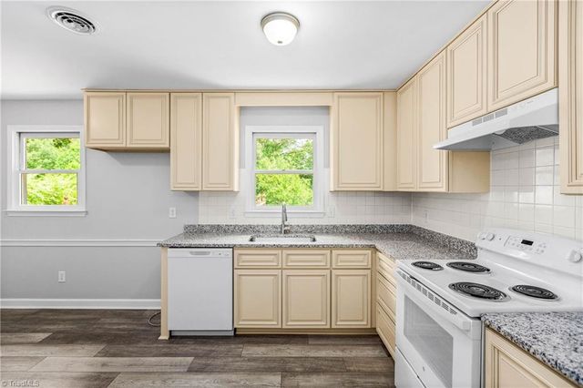 1519 Runabout Road, Lewisville, NC 27023
