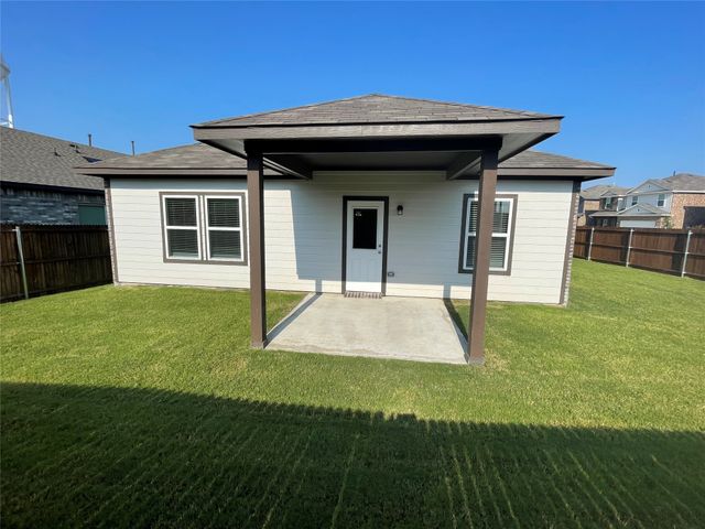 2074 Crosby Drive, Forney, TX 75126