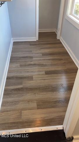 2020 W Ridgeway Street, Jackson, MS 39213