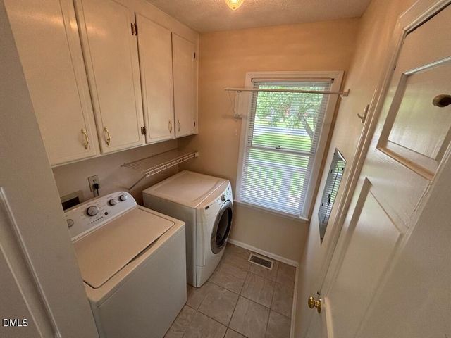 2325 Stephanie Lane, Clayton, NC 27520