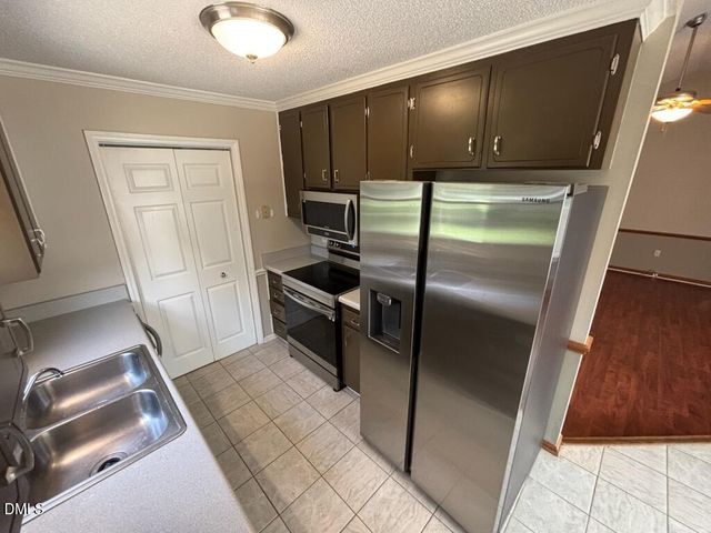 2325 Stephanie Lane, Clayton, NC 27520