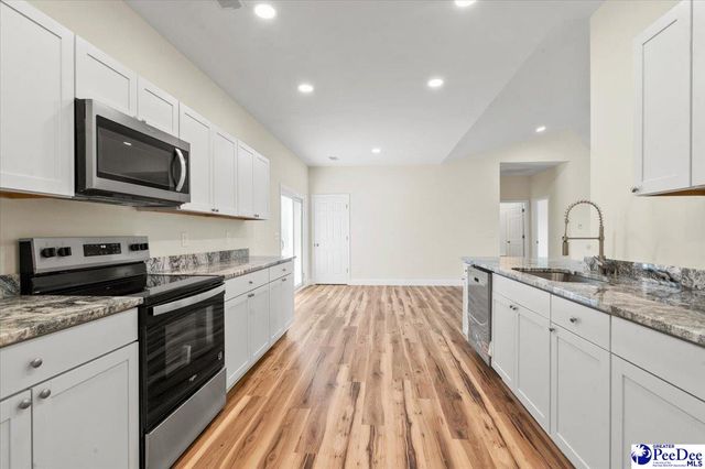 1507 E Home Avenue, Hartsville, SC 29550