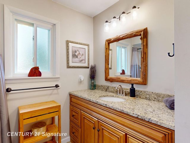 2456 W Wilson Road, Vienna Twp, MI 48420