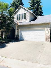 409 SE 50th Street SE ##27, Auburn, WA 98092