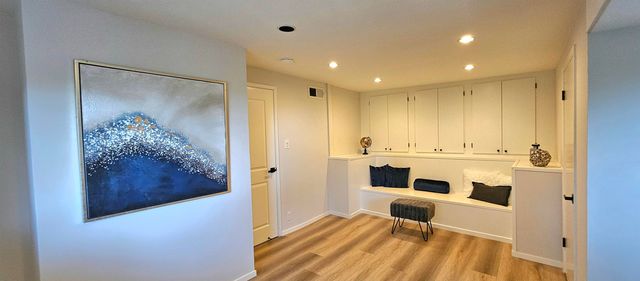 7030 Snake Rd, Oakland, CA 94611