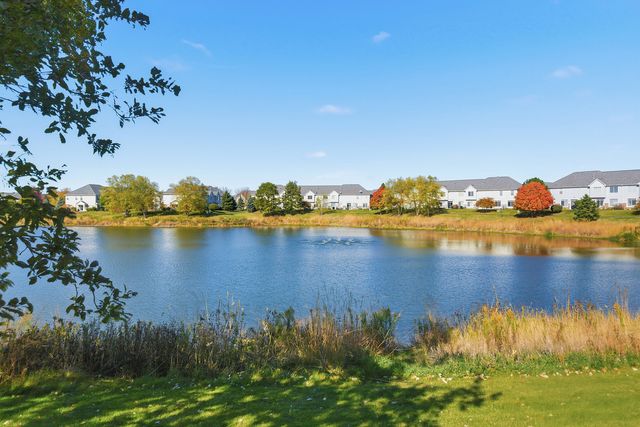 2017 Pembridge Lane, Joliet, IL 60431