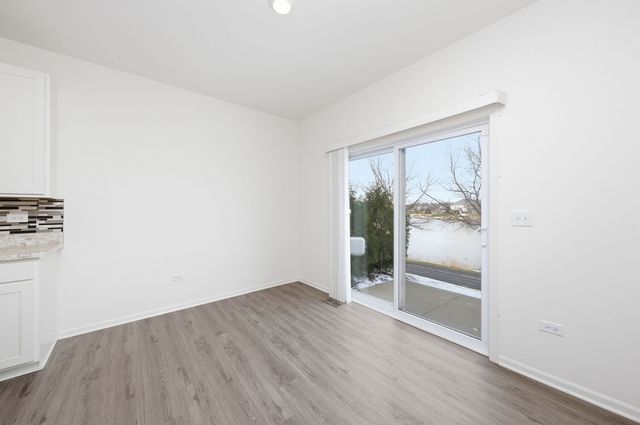 2017 Pembridge Lane, Joliet, IL 60431