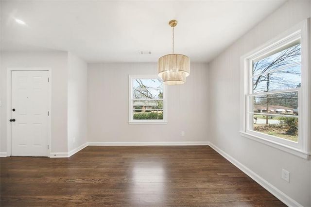 2283 Scotty Circle, Decatur, GA 30032