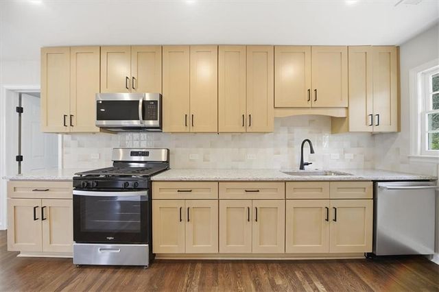 2283 Scotty Circle, Decatur, GA 30032