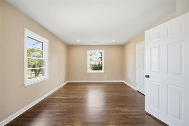 2283 Scotty Circle, Decatur, GA 30032