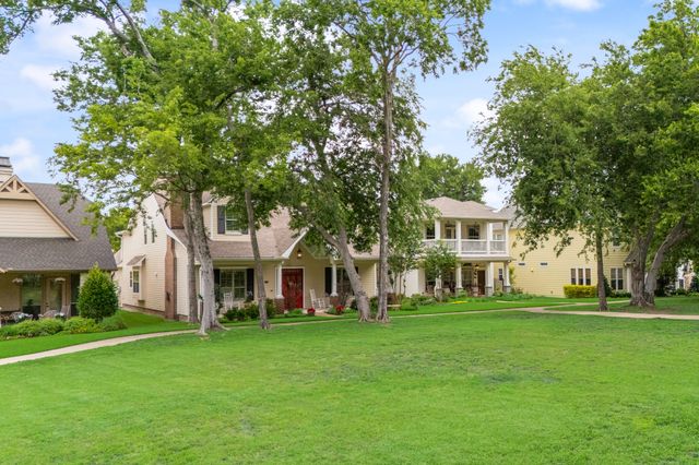 895 Ivy Lane, Rockwall, TX 75087