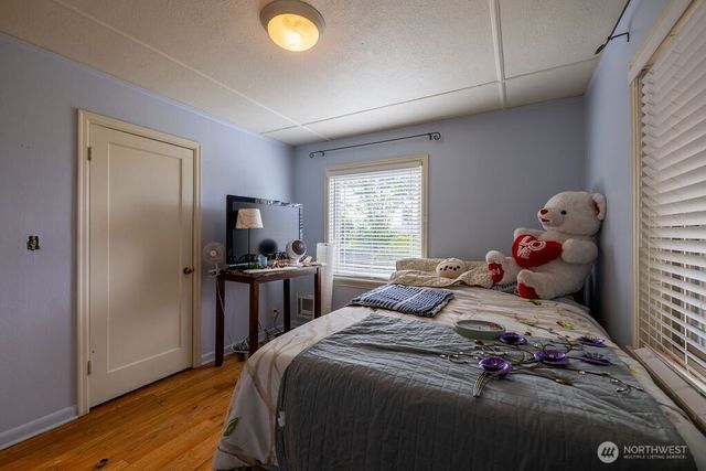 1427 E 3rd Street, Port Angeles, WA 98362