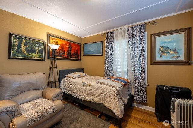 1427 E 3rd Street, Port Angeles, WA 98362