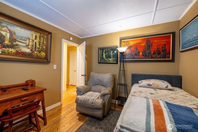 1427 E 3rd Street, Port Angeles, WA 98362