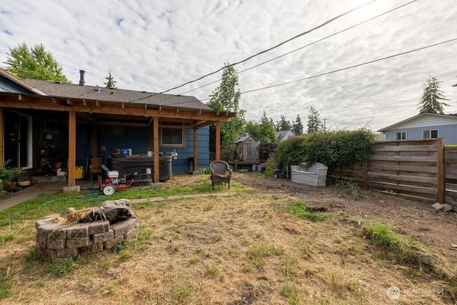 1427 E 3rd Street, Port Angeles, WA 98362