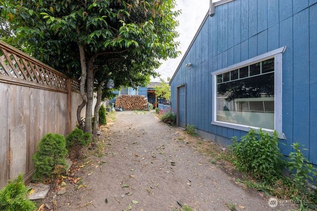 1427 E 3rd Street, Port Angeles, WA 98362