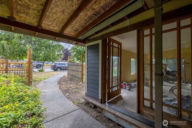 1427 E 3rd Street, Port Angeles, WA 98362