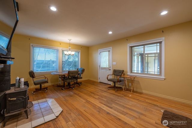1427 E 3rd Street, Port Angeles, WA 98362